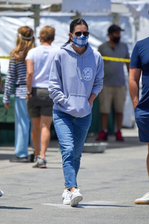 Courteney Cox Shopping at Farmer