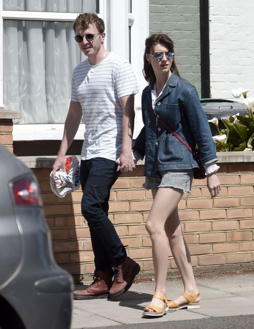 Daisy Edgar-Jones and Tom Varey Out in London 2020/06/14 3