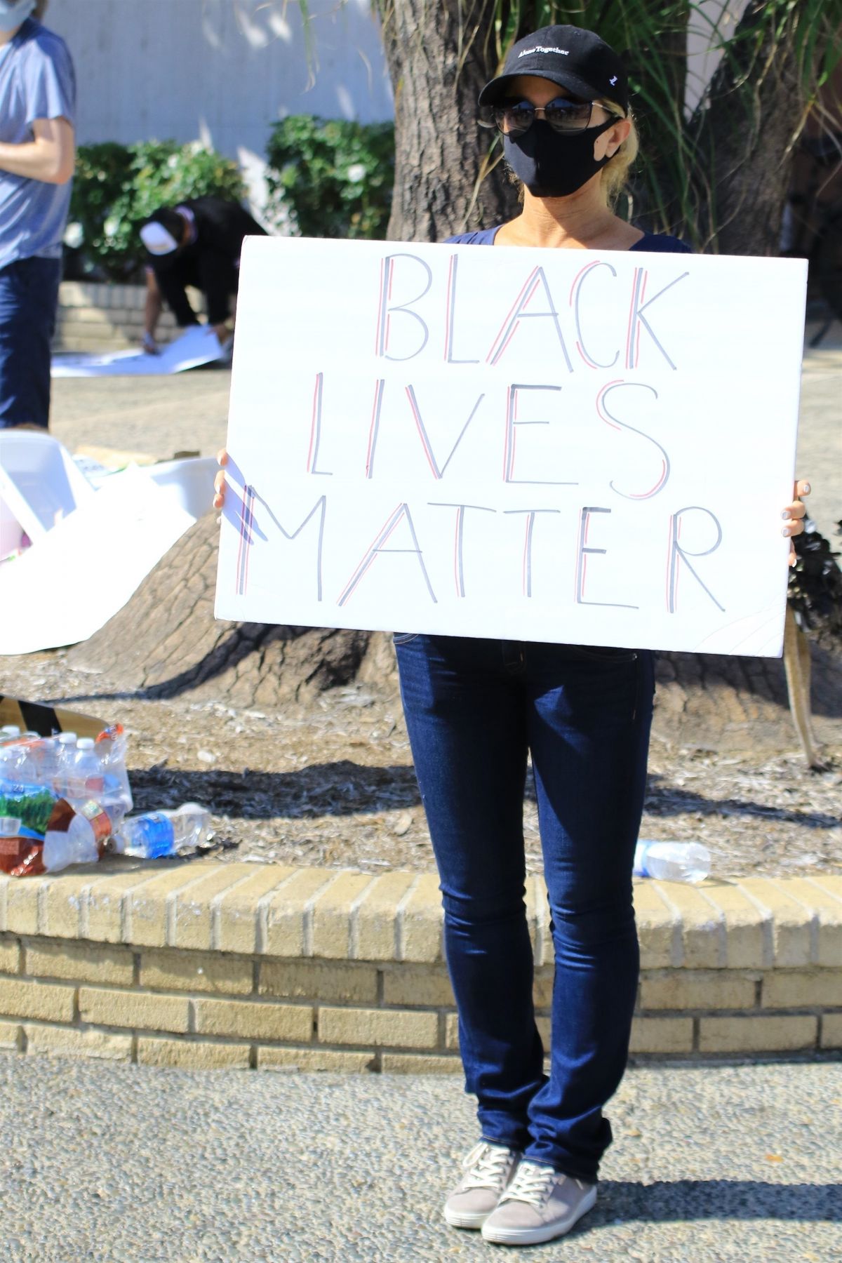 Donna D'Errico at Black Lives Matter Protest in Studio City 2020/06/03