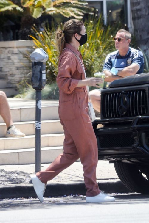 Ellen Pompeo Out and About in Los Feliz 2020/06/07 9