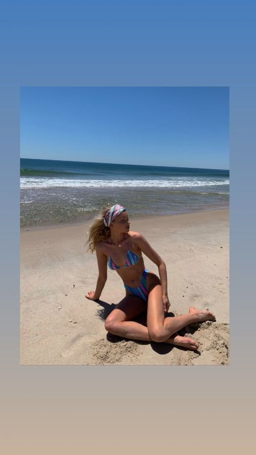 Elsa Hosk Shared in Bikini Photos in Instagram 2020/06/09
