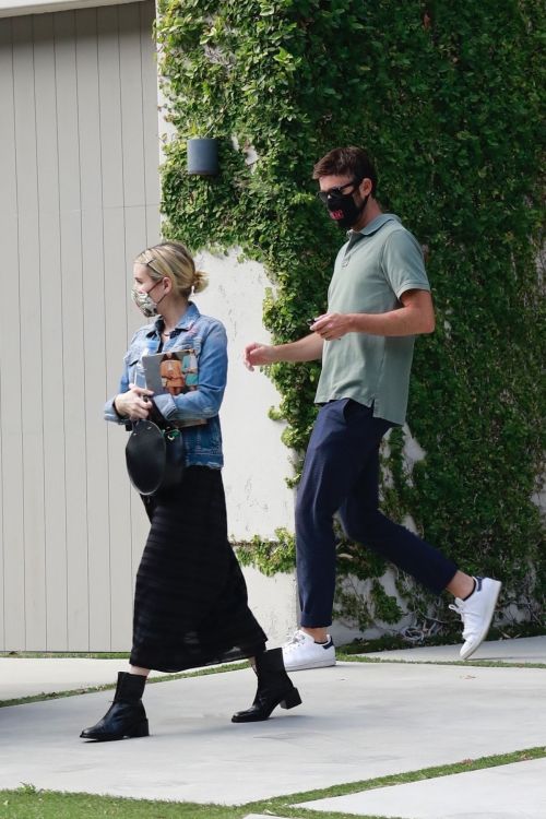 Emma Roberts Out and About in Beverly Hills 06/06/2020 3