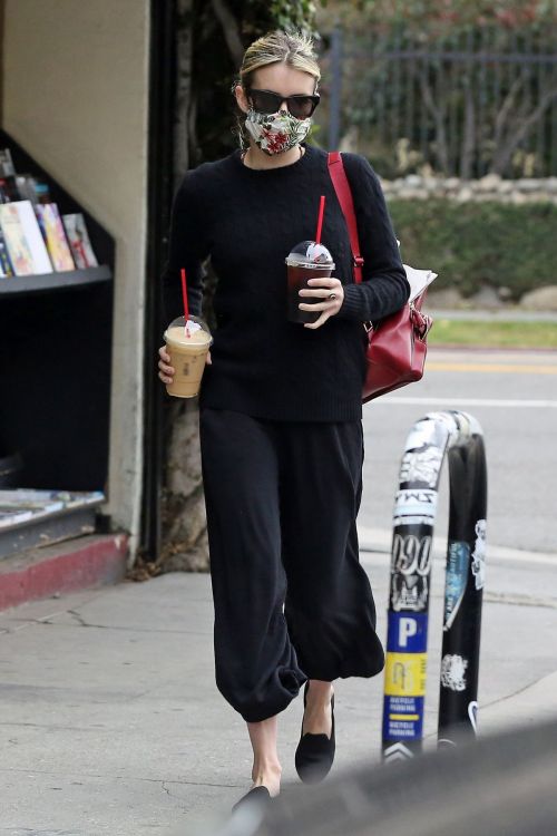Emma Roberts Out for Coffee in Los Angeles 2020/06/05 9