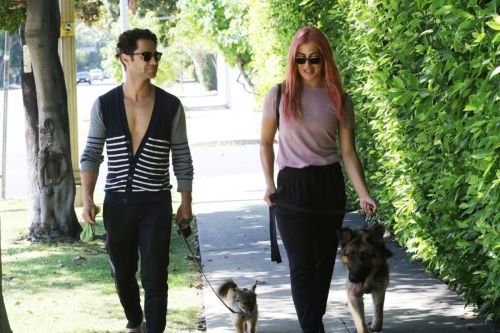 Emma Slater Out with Her Dogs in Los Angeles 2020/06/14 2