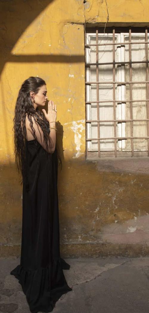 Esra Bilgic in Hello! Magazine, Pakistan Digital Issue June 2020 10