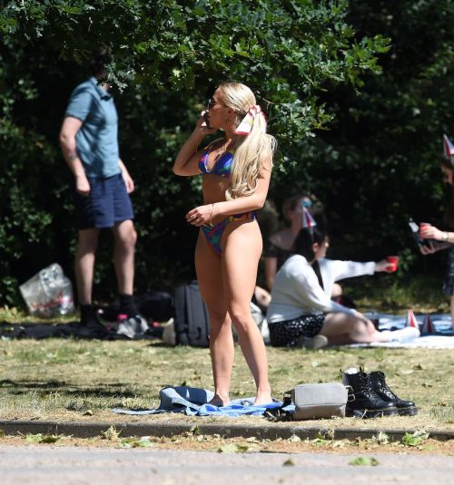 Gabby Allen in Bikini Sunbathing at a Park in London 2020/06/01 10