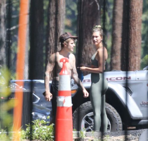 Hailey and Justin Bieber Working Out in Lake Tahoe 2020/06/13 4