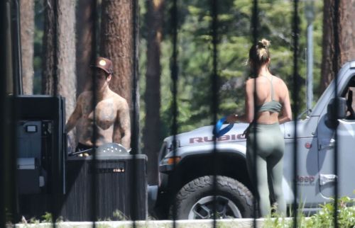 Hailey and Justin Bieber Working Out in Lake Tahoe 2020/06/13 7
