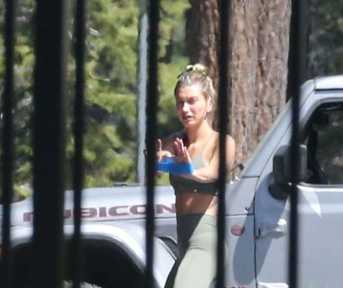 Hailey and Justin Bieber Working Out in Lake Tahoe 2020/06/13 8