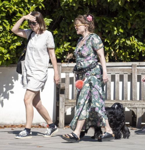 Helena Bonham Carter Out with her friends in London 2020/06/01 7