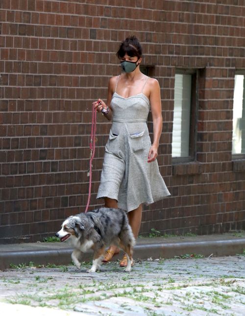 Helena Christensen Out with Her Dog in New York 2020/06/14