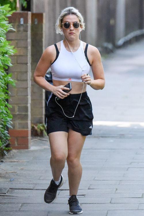 India Mullen Out Jogging in London 2020/06/03 2