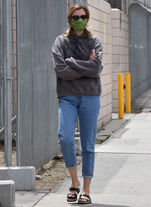 Ireland Baldwin Out and About in Los Angeles 2020/06/02 5