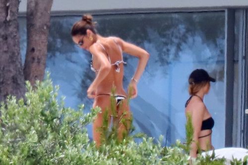 Izabel Goulart in Bikini at Hotel Balcony 2020/06/08 9