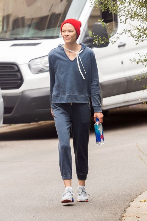 Jaime King Out and About in Los Angeles 2020/06/05 7