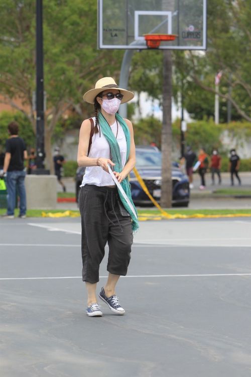 Jaime Murray at Black Lives Rally in West Hollywood 2020/06/06 1