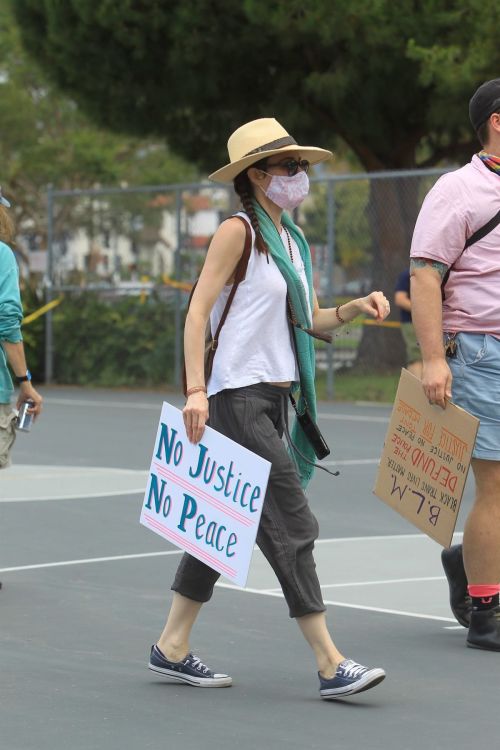 Jaime Murray at Black Lives Rally in West Hollywood 2020/06/06 2