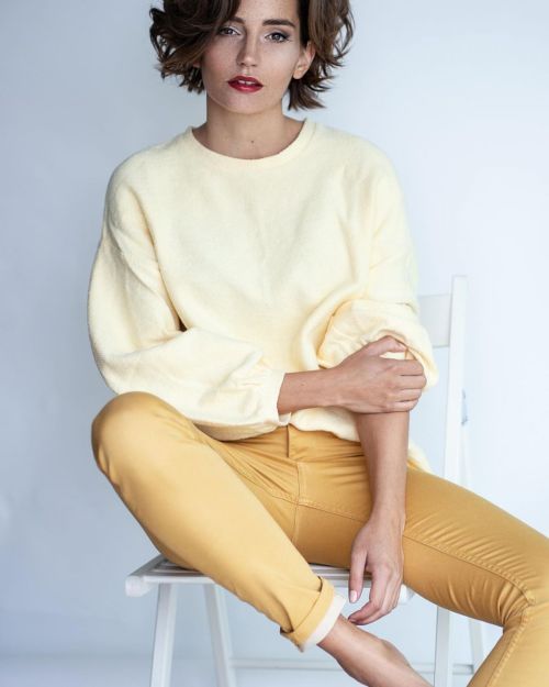 Janina Schiedlofsky Hot Photoshoot Pictures, 2019/2020 4