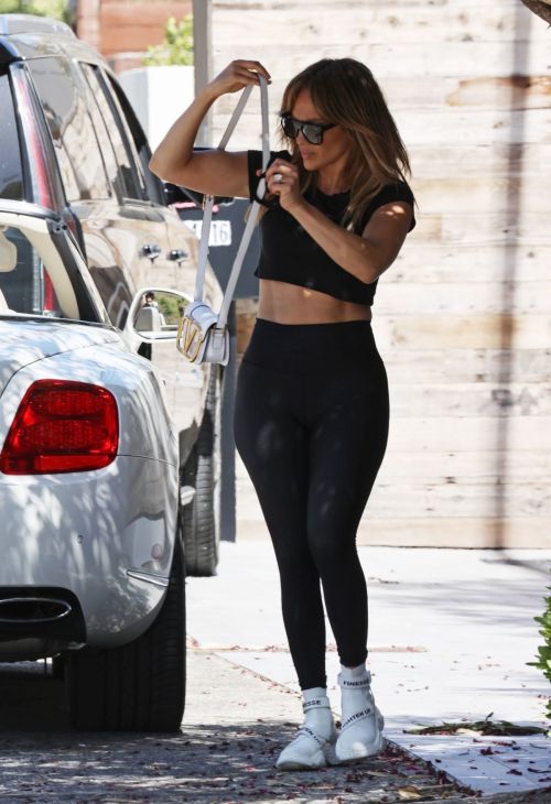 Jennifer Lopez Outside Her Home in Malibu 2020/06/14 2