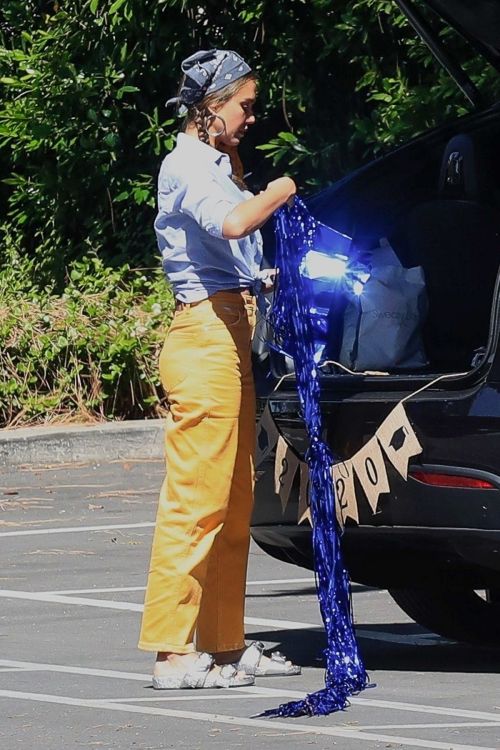 Jessica Alba Out in Beverly Hills 2020/06/11 4