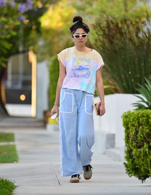 Jessica Gomes Out and About in Los Angeles 2020/06/08 5