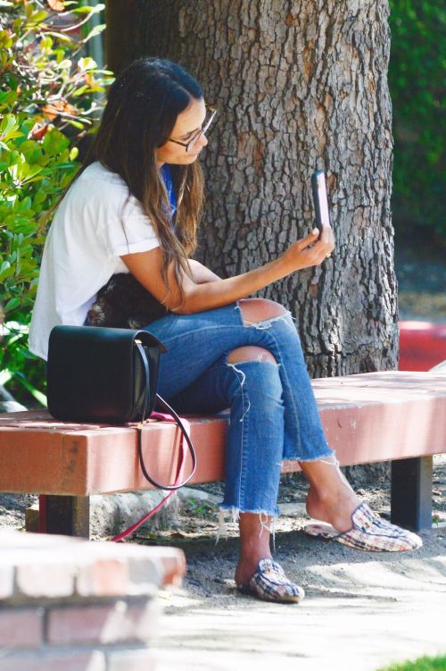 Jordana Brewster at a Park in Los Angeles 2020/06/09 10