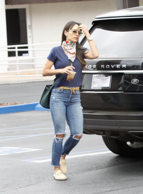 Jordana Brewster in Ripped Denim Out in Brentwood 2020/06/06