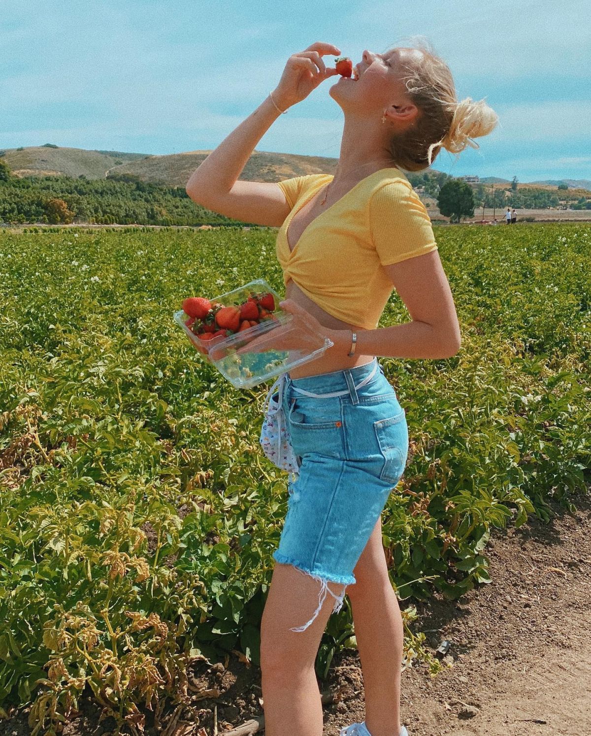 Jordyn Jones Shared Instagram Photos 2020/06/01