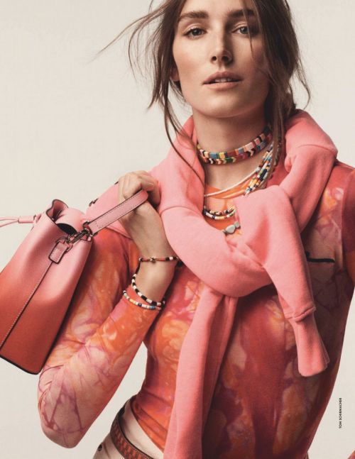Josephine Le Tutour in Elle Magazine, Italy June 2020 16