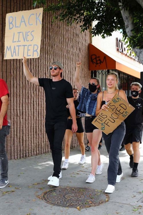 Josie Canseco Out Protesting in West Hollywood 2020/06/03 5