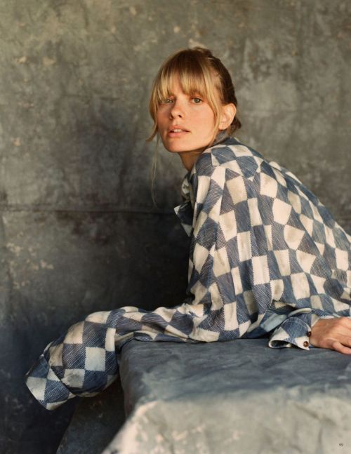 Julia Stegner in Vogue Magazine, Germany July 2020 5
