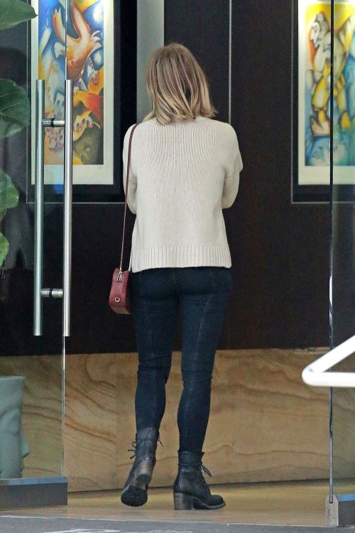 Julianne Hough Out and About in Beverly Hills 2020/06/05 1