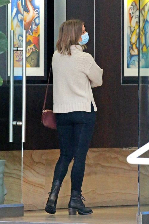Julianne Hough Out and About in Beverly Hills 2020/06/05 6