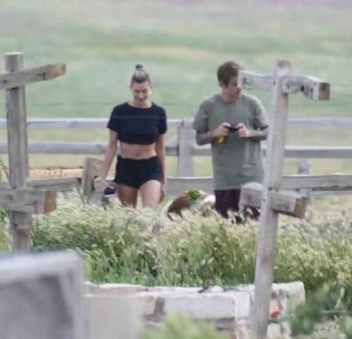 Justin Bieber and Hailey Bieber Out at National Park in Utah 2020/06/06 10