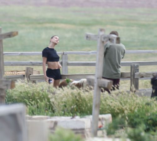 Justin Bieber and Hailey Bieber Out at National Park in Utah 2020/06/06 5