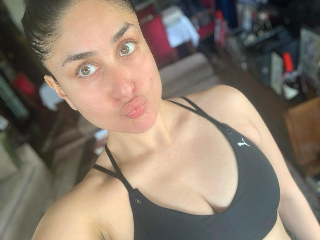 Kareena Kapoor receives pout game on, gives selfie amid workout session Kareena Kapoor receives pout game on, gives selfie amid workout session