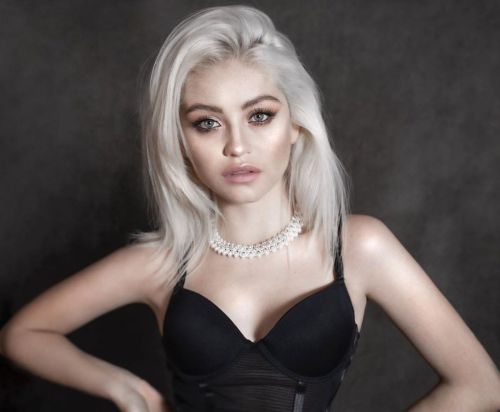 Karol Sevilla Black Dress Photoshoot, June 2020 1