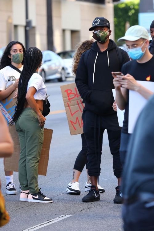 Karrueche Tran at Black Lives Matter Protest in Los Angeles 2020/06/07 4