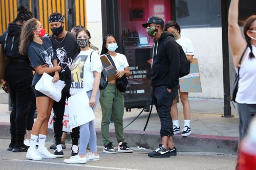 Karrueche Tran at Black Lives Matter Protest in Los Angeles 2020/06/07 6