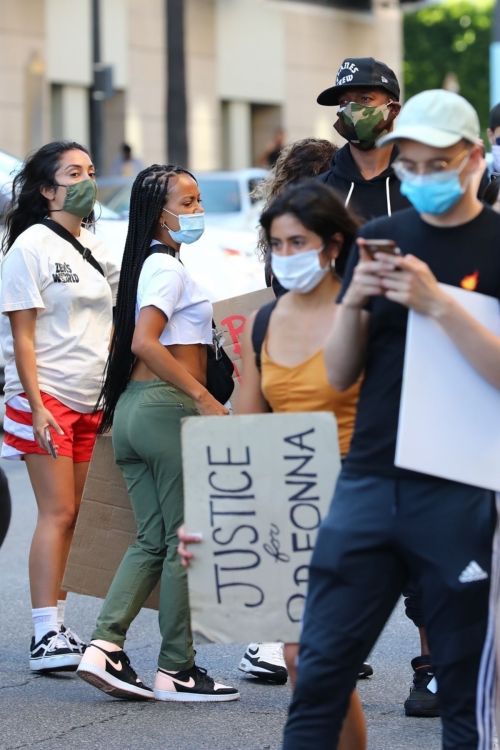 Karrueche Tran at Black Lives Matter Protest in Los Angeles 2020/06/07 9