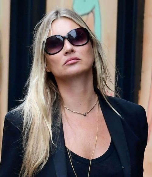 Kate Moss Out and About in London 2020/06/19 12