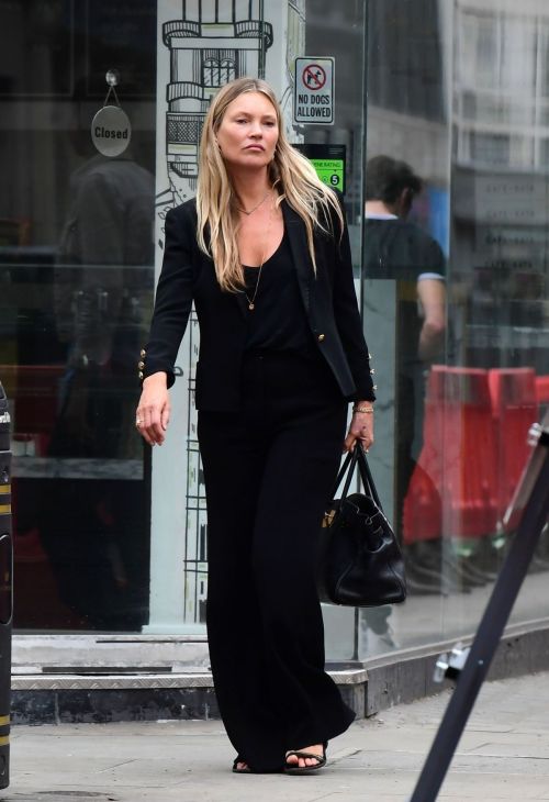 Kate Moss Out and About in London 2020/06/19 14