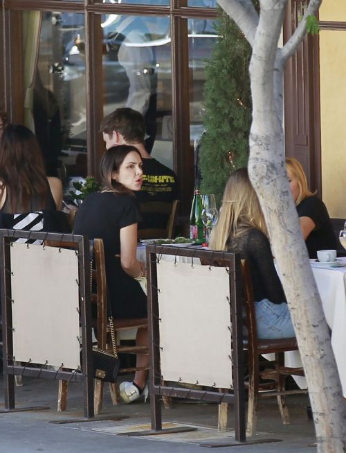 Katharine McPhee at Il Pastaio in Beverly Hills 2020/06/11 3
