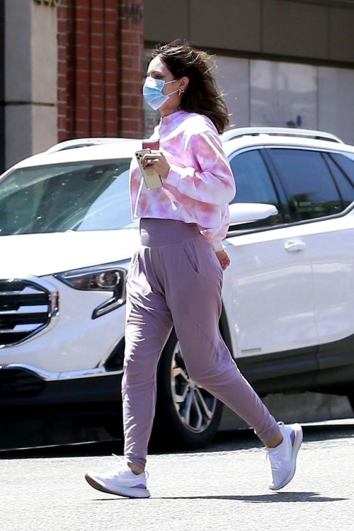 Katharine McPhee Picking Up Takeout in Beverly Hills 2020/06/21 8