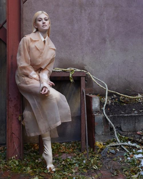 Katherine McNamara in Dujour Magazine, March 2020 10