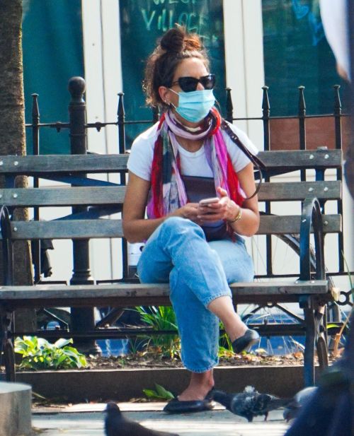 Katie Holmes in Denim Out in New York 2020/06/10 8