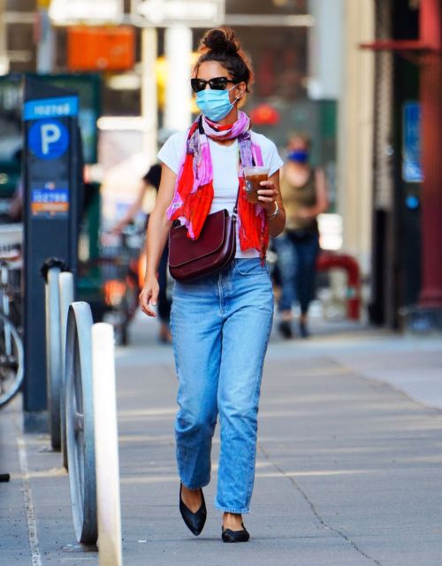 Katie Holmes in Denim Out in New York 2020/06/10 9