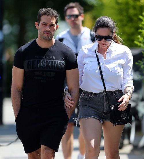 Kelly Brook in Denim Shorts Out in London 2020/05/31 3