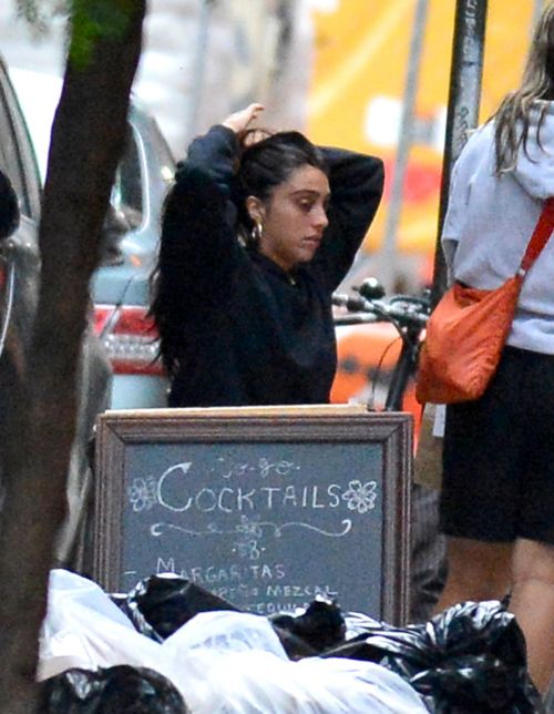 Lourdes Leon Out and About in New York 2020/06/18 5