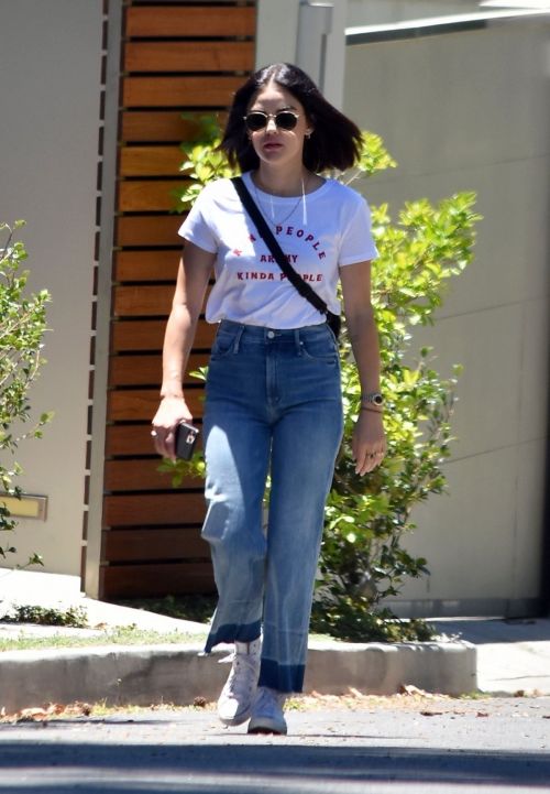 Lucy Hale in Denim Out in Studio City 2020/06/09 9